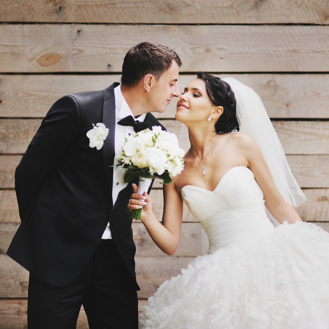 Elite Photobooth (Magnets crafted on-site)